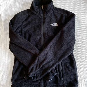 • The North Face Jacket •